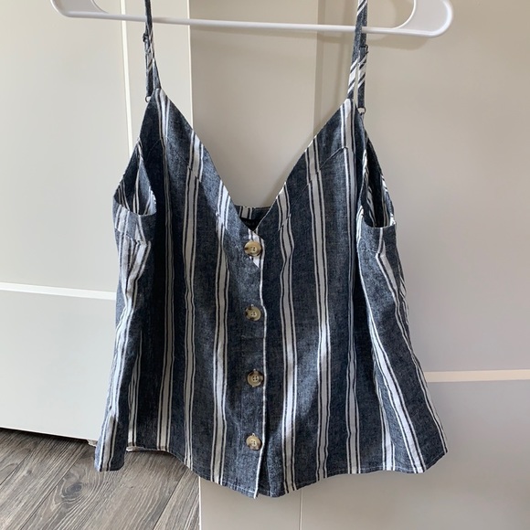 Abercrombie & Fitch Tops - Linen Tank